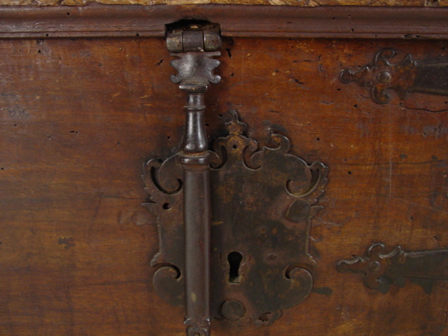 19th c. Spanish Colonial lift top chest w. iron straps hardware cu