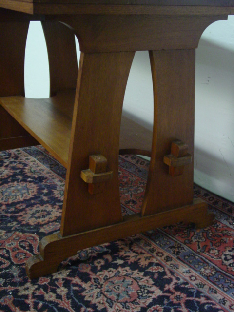 Craftsman Oak library table cu