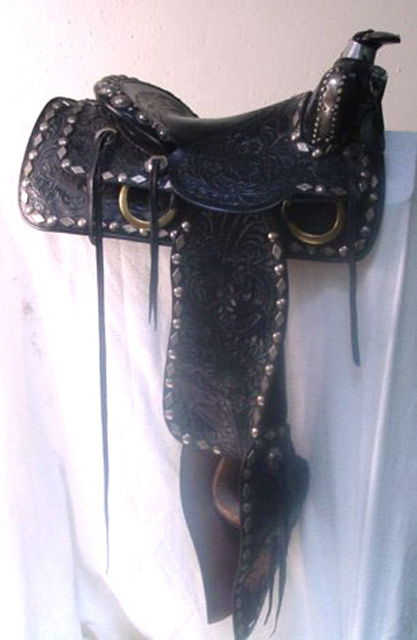 Audey Murphy Silver and Leather Saddle (2)