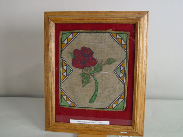 Rose Yakima beaded bag - ca 1920