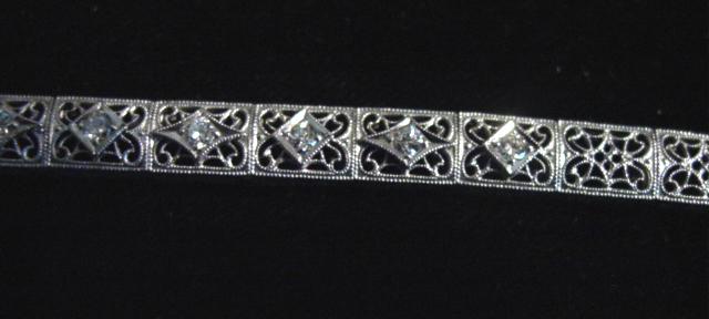 7 Diamond .40ct Filigree white gold diam. bracelet