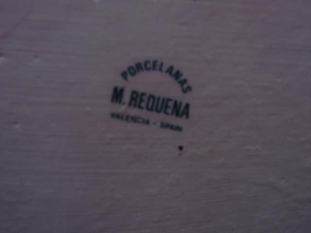 M. Requena Vase sig.