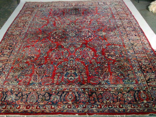 antique Sarouk 8'x10' carpet